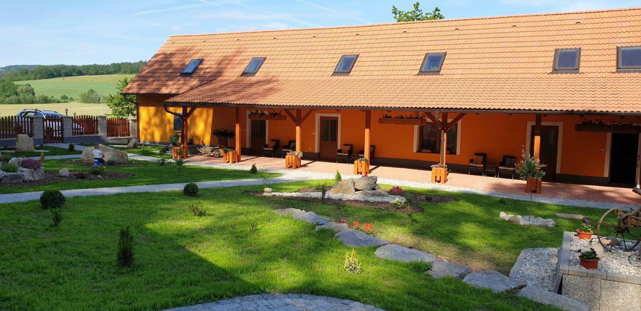 Penzion U Pepicka Netolice Exterior foto
